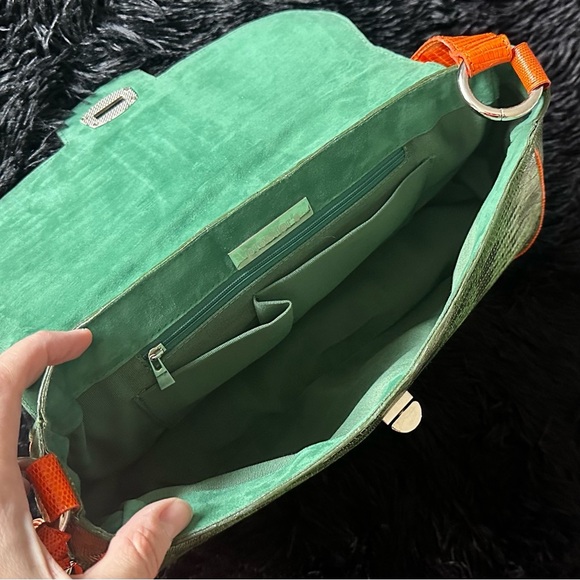 Faux Snakeskin Saddle Bag EUC Green & Orange Tassel Accent - Picture 8 of 12
